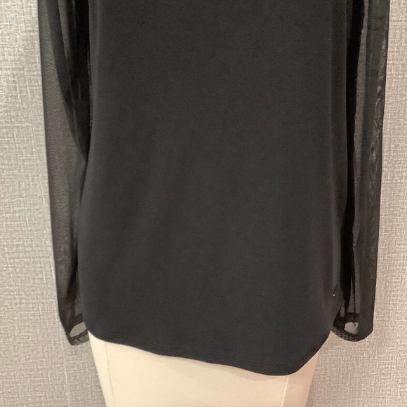 NINE WEST Women's Keyhole Crystal Elegant Top Long Sleeves sz M NWT - Picture 5 of 6